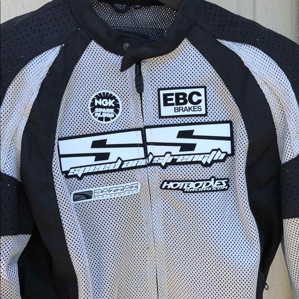 Motorcycle jacket - Picture 2 of 5